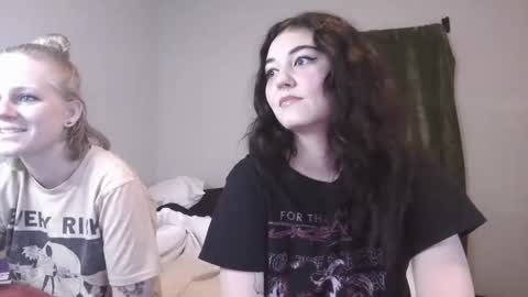 Snapshot of goddessshadowraven chatting on 12.19.24 Goddess Raven online show from 12.19.24