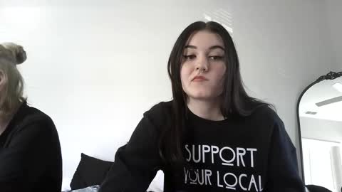 Snapshot of goddessshadowraven chatting on 01.05.25 Goddess Raven online show from 01.05.25