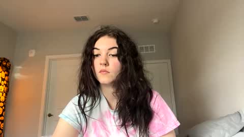 Snapshot of goddessshadowraven chatting on 01.28.25 Goddess Raven online show from 01.28.25