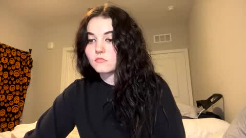 Snapshot of goddessshadowraven chatting on 02.06.25 Goddess Raven online show from 02.06.25