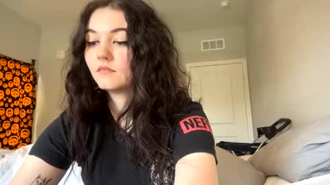 Snapshot of goddessshadowraven chatting on 02.06.25 Goddess Raven online show from 02.06.25