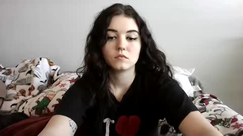 Snapshot of goddessshadowraven chatting on 02.09.25 Goddess Raven online show from 02.09.25