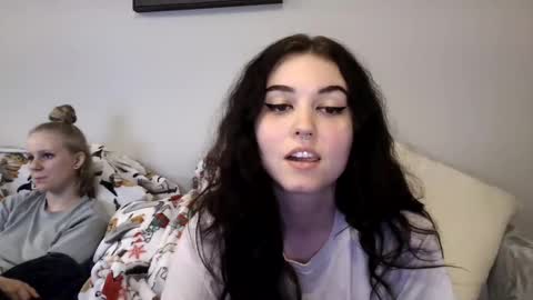 Snapshot of goddessshadowraven chatting on 02.11.25 Goddess Raven online show from 02.11.25