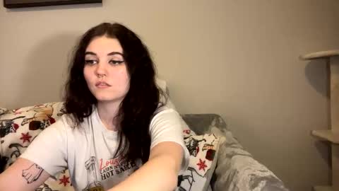 Snapshot of goddessshadowraven chatting on 02.12.25 Goddess Raven online show from 02.12.25