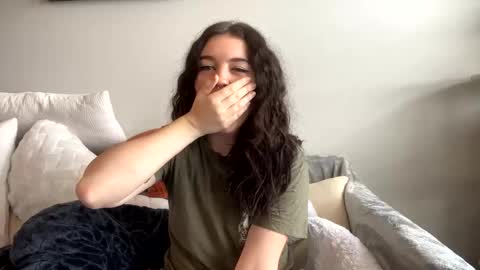 Snapshot of goddessshadowraven chatting on 02.19.25 Goddess Raven online show from 02.19.25