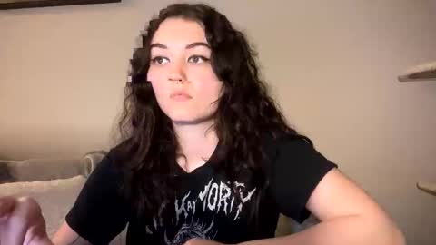 Snapshot of goddessshadowraven chatting on 03.02.25 Goddess Raven online show from 03.02.25