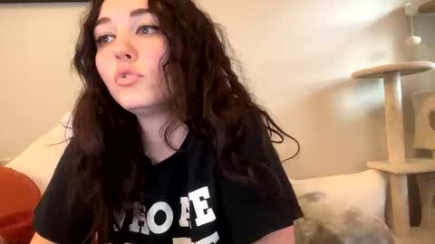 Snapshot of goddessshadowraven chatting on 03.05.25 Goddess Raven online show from 03.05.25