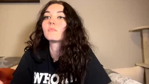 Snapshot of goddessshadowraven chatting on 03.06.25 Goddess Raven online show from 03.06.25