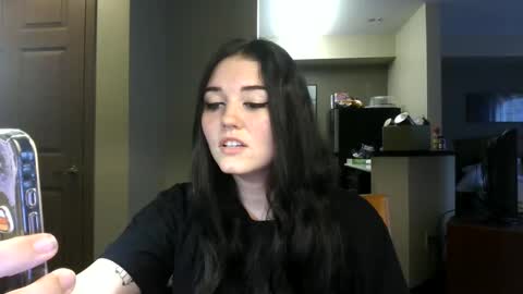 Snapshot of goddessshadowraven chatting on 09.21.25 Goddess Raven online show from 09.21.25