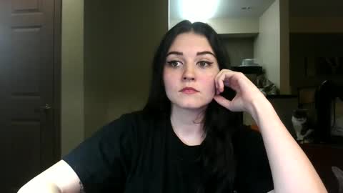 Snapshot of goddessshadowraven chatting on 09.22.25 Goddess Raven online show from 09.22.25