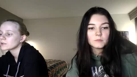 Snapshot of goddessshadowraven chatting on 11.25.25 Goddess Raven online show from 11.25.25