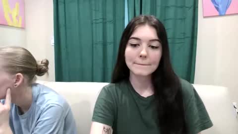 Snapshot of goddessshadowraven chatting on 02.11.26 Goddess Raven online show from 02.11.26