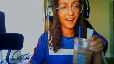 Snapshot of goddessvikkii chatting on 01.14.26 goddessvikkii online show from 01.14.26