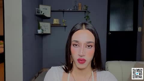 Snapshot of goddivaa chatting on 11.27.25 goddivaa online show from 11.27.25