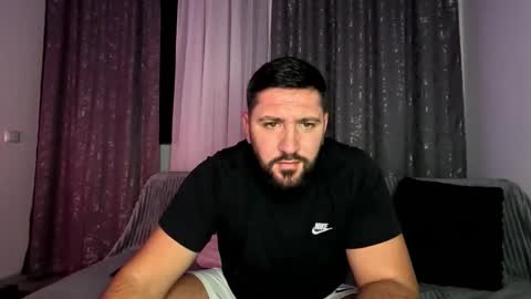 gold_alpha_boy online show from 10.26.25