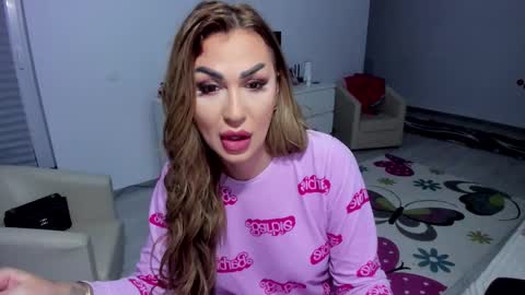 Nicole.. online show from 02.10.25