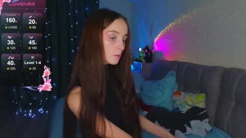 Snapshot of golden_bag chatting on 11.13.25 Jess online show from 11.13.25