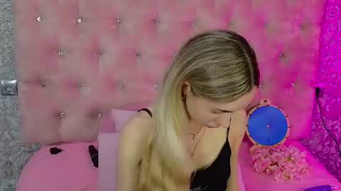 golden girl   online show from 06.22.26