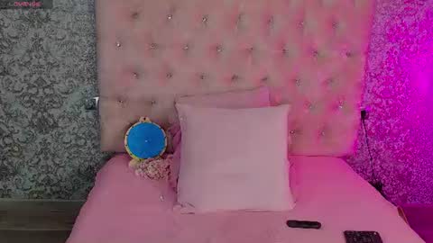 golden girl   online show from 08.01.26