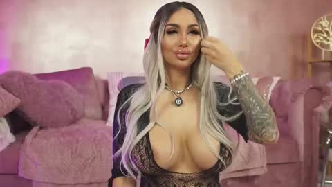 Snapshot of goldenamberx chatting on 03.05.26 GoldenAmberX online show from 03.05.26