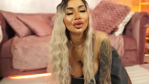 Snapshot of goldenamberx chatting on 03.07.26 GoldenAmberX online show from 03.07.26