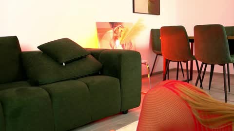 GoldenAmberX online show from 04.29.26