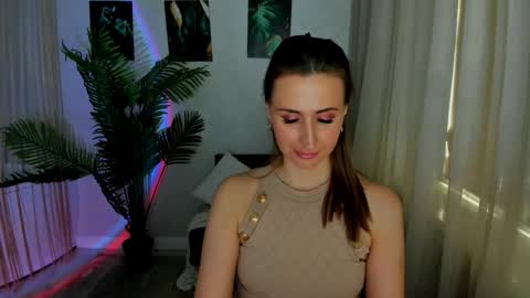 Snapshot of goldenlighte chatting on 03.11.26 Olivia online show from 03.11.26