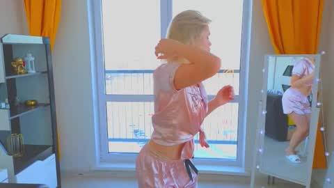 Angie online show from 01.09.26