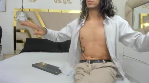 goldentemptation_ online show from 04.26.26