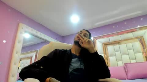 Snapshot of goldentemptation_ chatting on 06.22.26 goldentemptation_ online show from 06.22.26