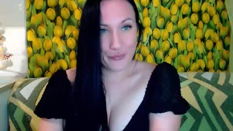 Snapshot of goldmoonn chatting on 12.09.24 goldmoonn online show from 12.09.24