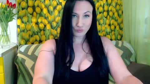 Snapshot of goldmoonn chatting on 03.08.25 goldmoonn online show from 03.08.25