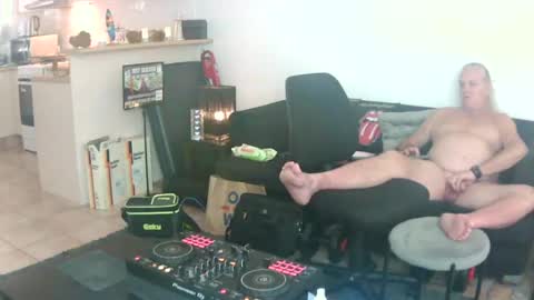 goldyguy011 online show from 06.14.26