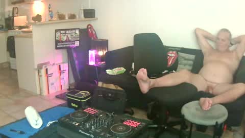 goldyguy011 online show from 06.14.26