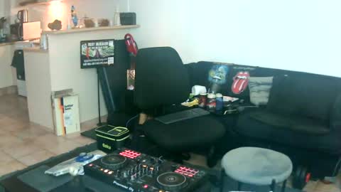 goldyguy011 online show from 06.15.26