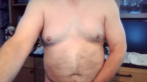 Snapshot of golfnski chatting on 02.09.25 golfnski online show from 02.09.25