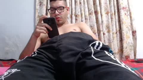 Snapshot of gollfather97 chatting on 02.06.25 julin Andrs online show from 02.06.25
