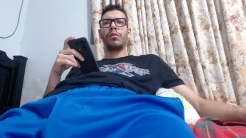 Snapshot of gollfather97 chatting on 02.12.25 julin Andrs online show from 02.12.25
