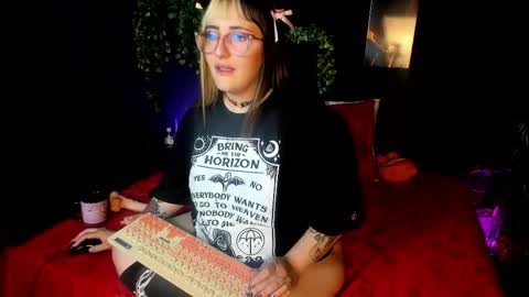 gomory_kitty online show from 04.23.26
