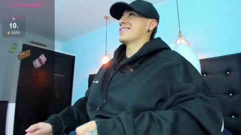 Snapshot of good_sheep chatting on 11.27.25 good_sheep online show from 11.27.25