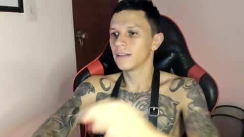 Snapshot of goodboy69i chatting on 04.25.26 goodboy69i online show from 04.25.26