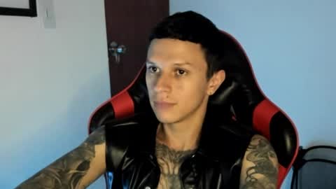 Snapshot of goodboy69i chatting on 05.21.26 goodboy69i online show from 05.21.26