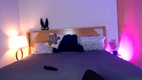 Snapshot of goonergirlnextdoor chatting on 11.09.25 princess kierra online show from 11.09.25