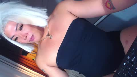 Samantha online show from 04.26.26