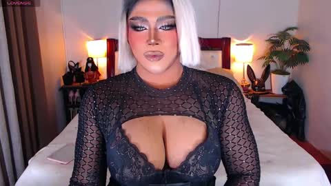 Snapshot of gorgeous_devilxxx chatting on 05.09.26 Samantha online show from 05.09.26