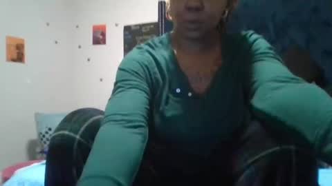 Sue Goddess online show from 11.17.25