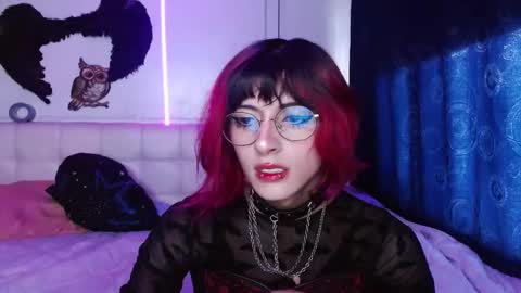 Snapshot of goth_minerva chatting on 10.02.25 goth_minerva online show from 10.02.25