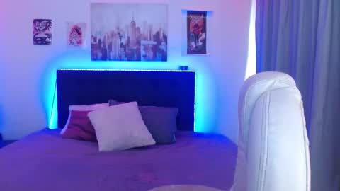 Snapshot of goth_minerva chatting on 12.19.25 goth_minerva online show from 12.19.25