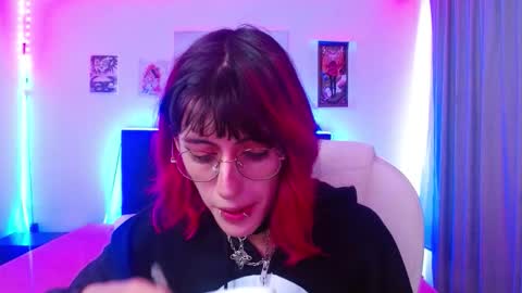 Snapshot of goth_minerva chatting on 01.06.26 goth_minerva online show from 01.06.26