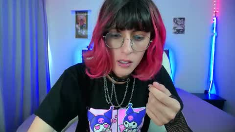 Snapshot of goth_minerva chatting on 01.11.26 goth_minerva online show from 01.11.26